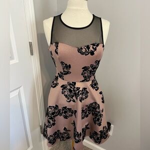 Three Pink Hearts Rise Gold/Black Cocktail Dress Sz XS NWT